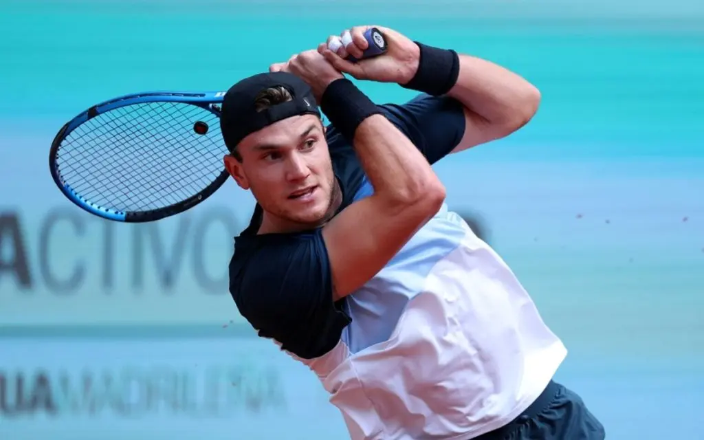 tenis-femenino-vs-masculino