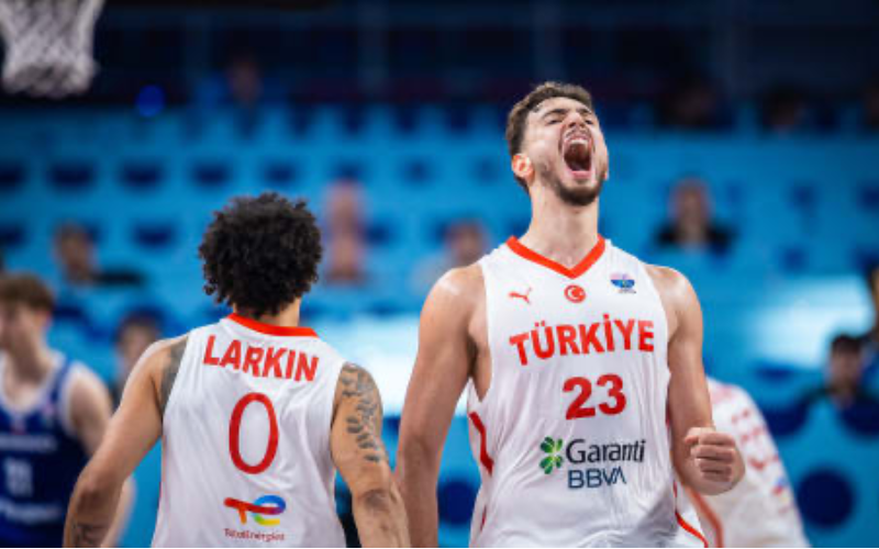 Turquía vs Suecia