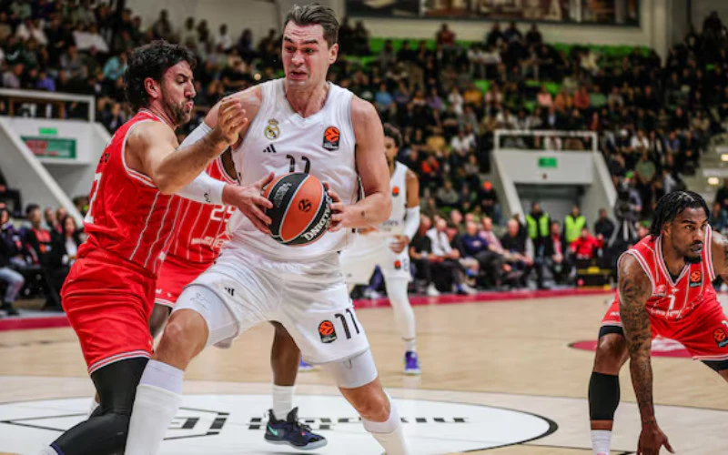 Real Madrid vs Hapoel Tel Aviv