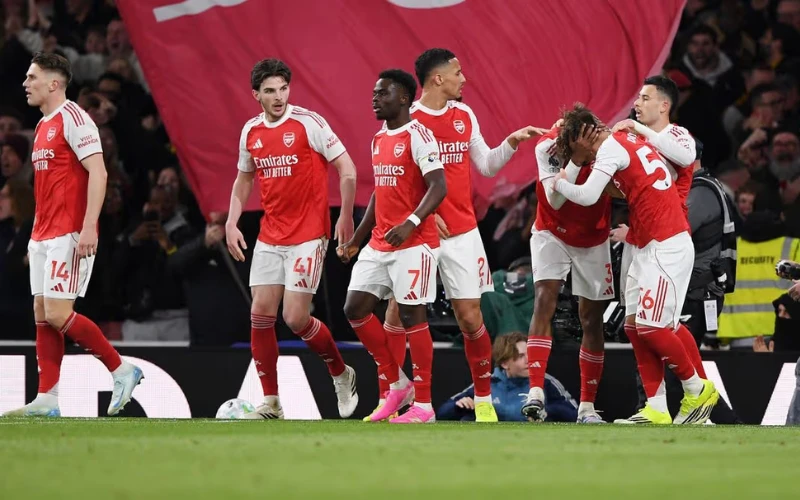 an&aacute;lisis-lucha-por-t&iacute;tulo-arsenal