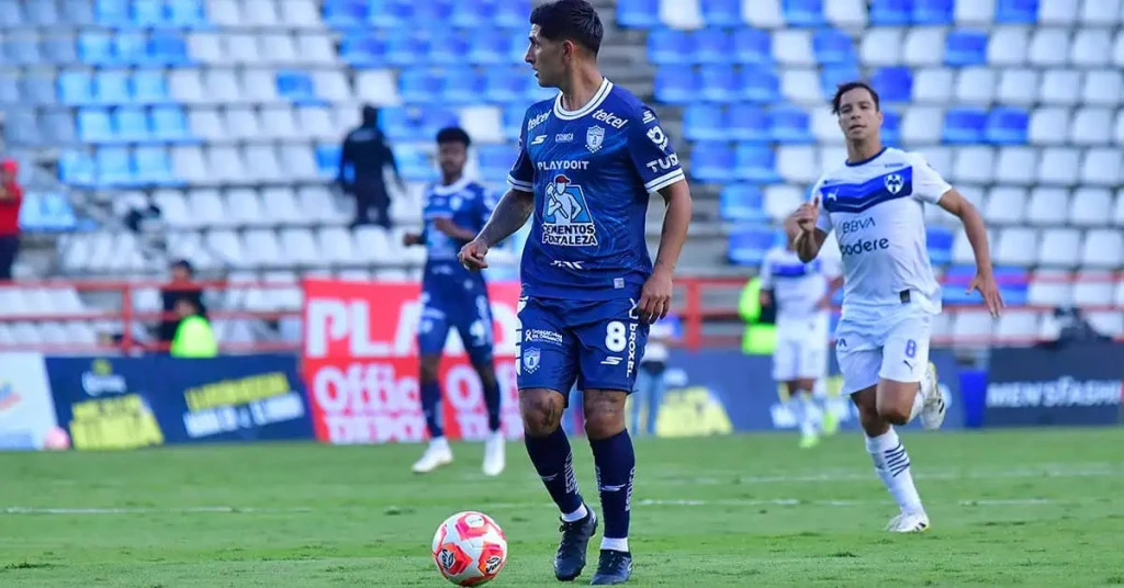Pron&oacute;stico-Pumas-vs-Pachuca
